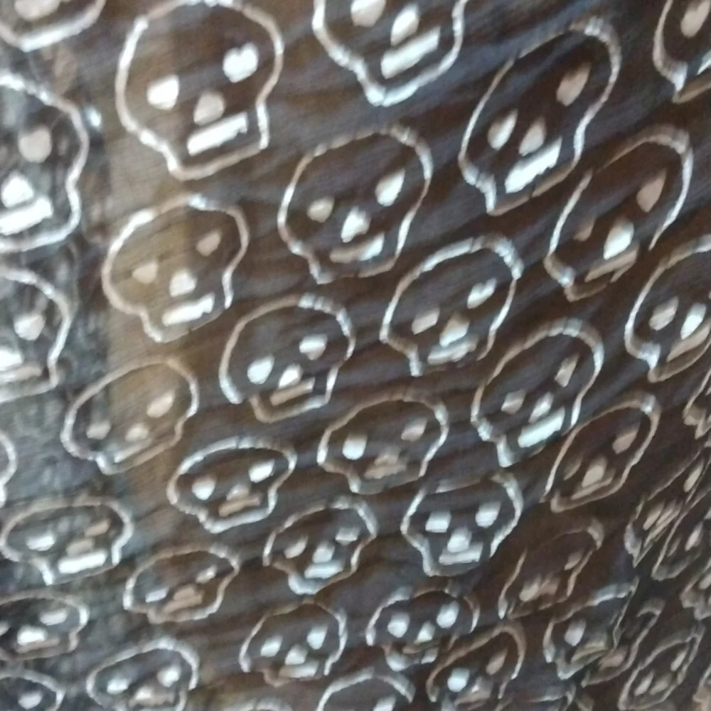 Skulls Scarf 100 0/0 silk